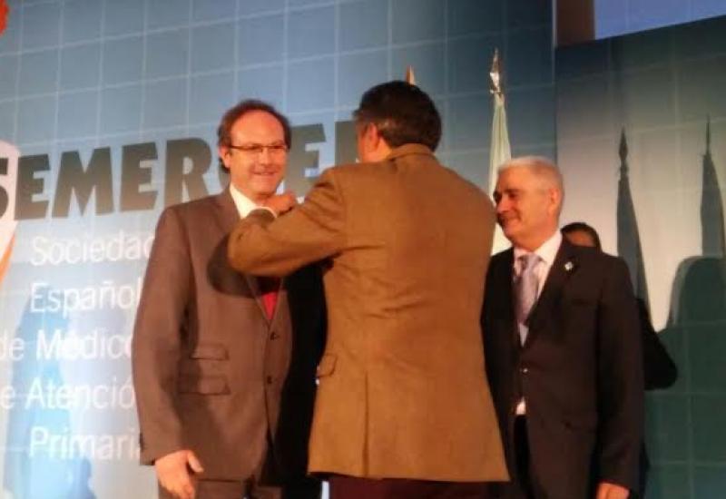 ​SEMERGEN nombra socio de honor a Jesús C. Gómez, presidente de SEFAC