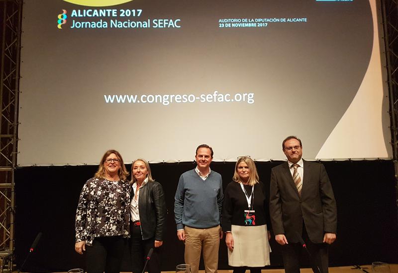 Rosa Prats, Fe Ballestero, Carlos Castillo -vicepresidente de la Diputación de Alicante, Maite Climent y Jesús C. Gómez