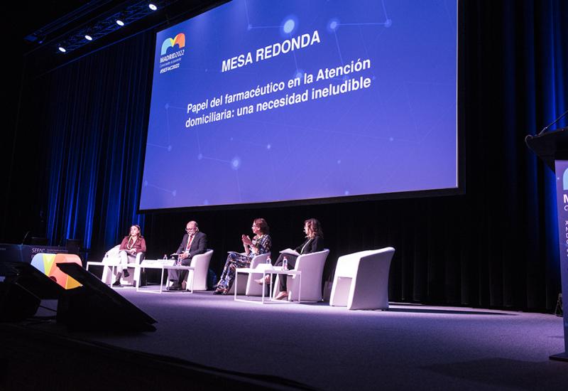 X Congreso SEFAC. Mesa redonda: Papel del farmacéutico en la atención domiciliaria. Una necesidad ineludible