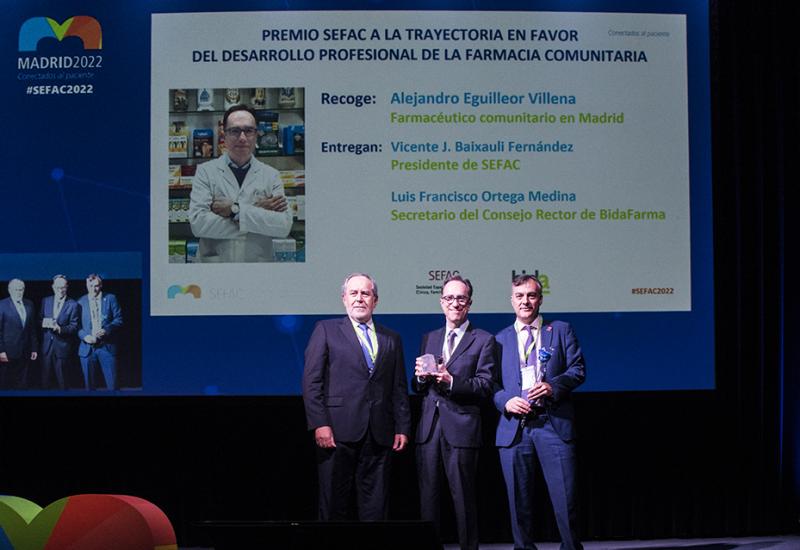 X Congreso SEFAC. Premio SEFAC a la trayectoria profesional en favor del desarrollo profesional de la farmacia comunitaria