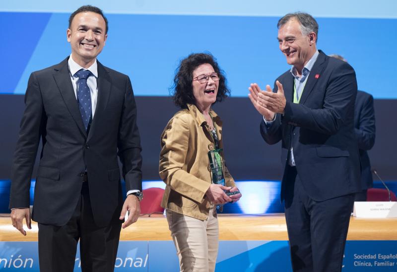 Joaquina Huarte, premio SEFAC a la trayectoria profesional