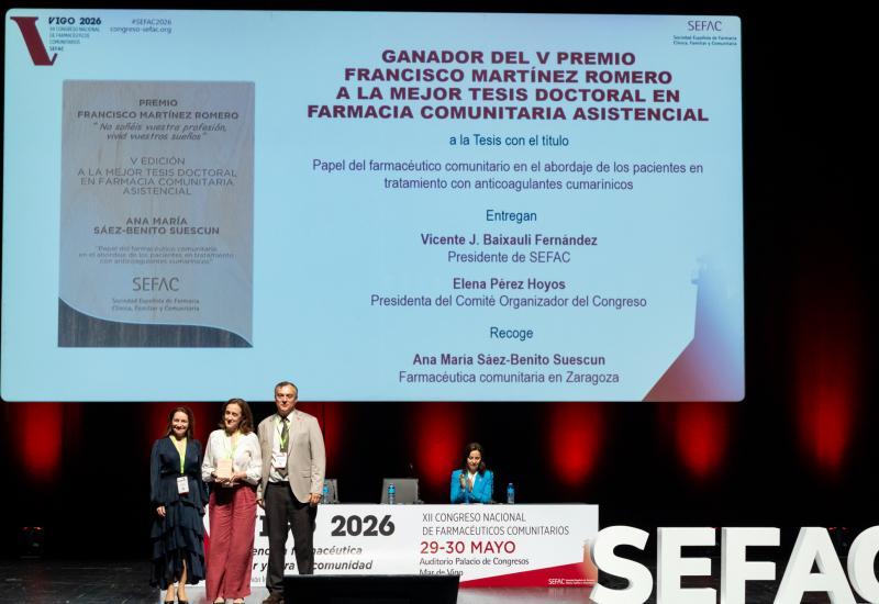 Una tesis sobre mejora del control anticoagulante mediante seguimiento farmacoterapéutico en farmacia comunitaria gana la V edición del premio ‘Francisco Martínez Romero a la mejor tesis doctoral en farmacia comunitaria asistencial’